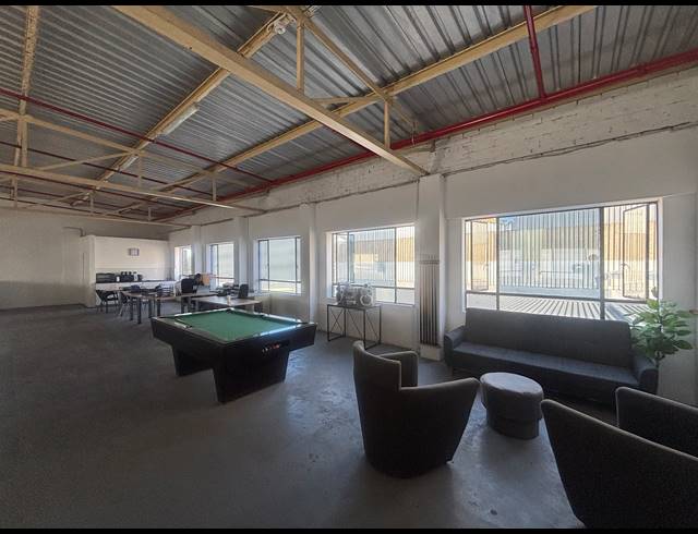 235M² WAREHOUSE TO LET IN BLACKHEATH INDUSTRIAL